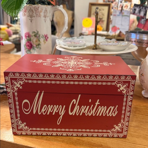 Creative Co-Op Other - Vintage Festive Red Merry Christmas Box